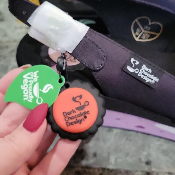 Dark Chocolate Design Beach Ghouls Sandal - Picture 10 of 16